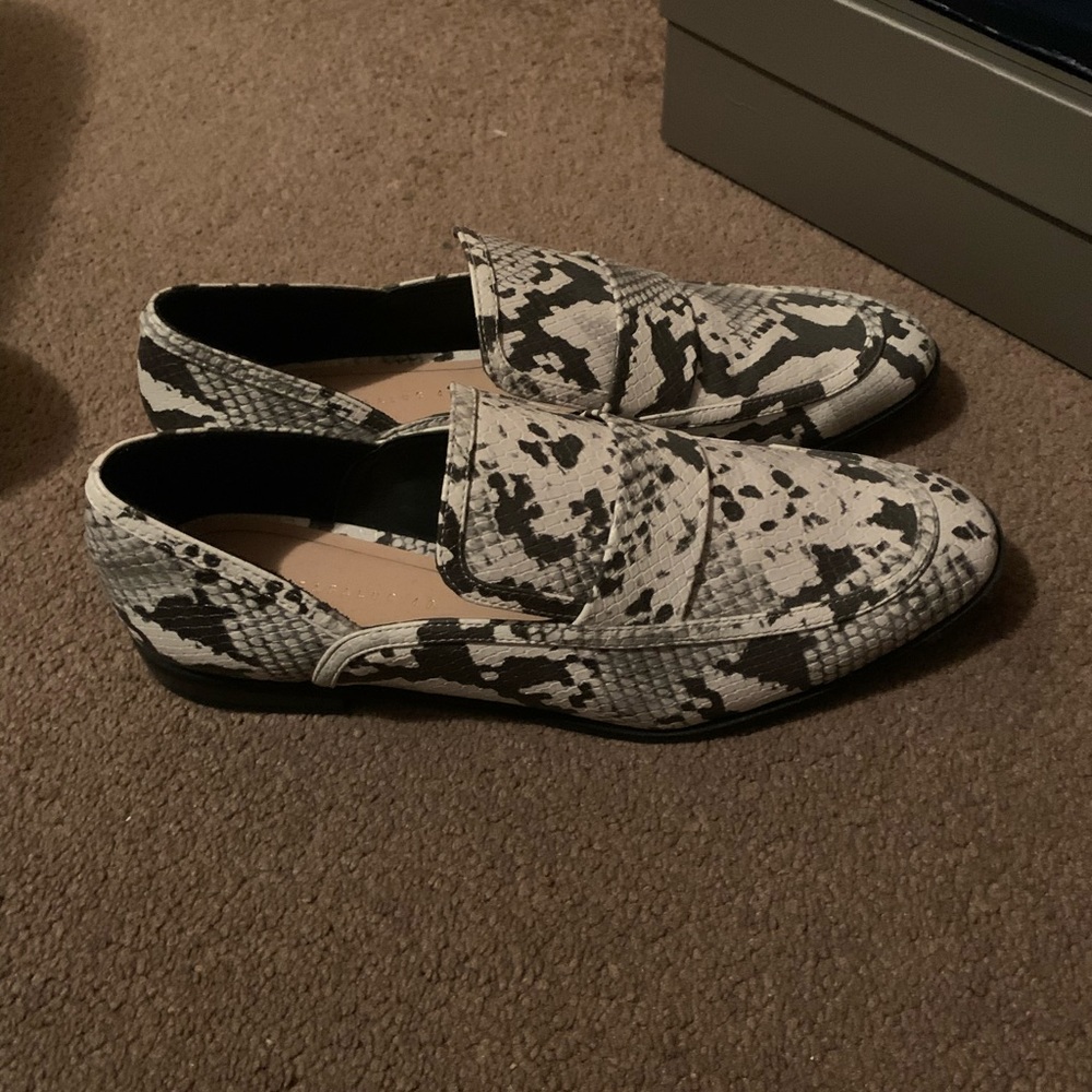 Zara Snake Print Loafer Sz 9